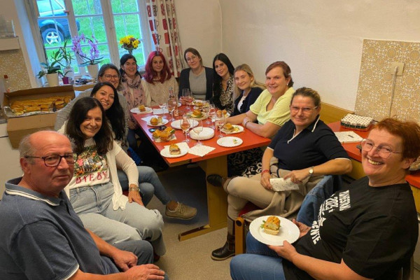 f36a6511-4044-4e44-9738-f7e372252a00 f36a6511-4044-4e44-9738-f7e372252a00