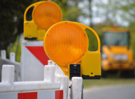 Hinweisschild Bauarbeiten