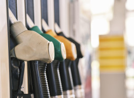 Tankstelle Zapfsäulen