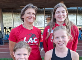 Ingrid und Elisabeth Bluch, Hanna und Julia Striednig